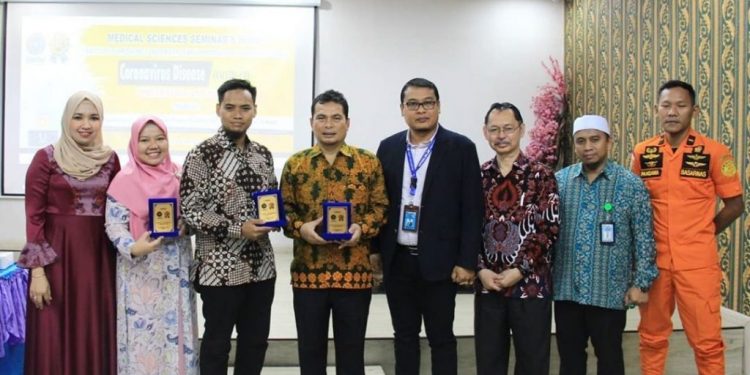 FK UMSU Gelar Seminar Resiko dan Pencegahan COVID-19