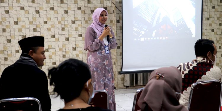 Audensi dan Sosialisasi Kegiatan Clinical Experience dan Keluarga Binaan Kesehatan di Kecamatan Medan Maimun