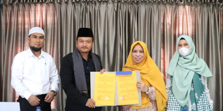 Penandatanganan MoA dengan Pemerintah Kecamatan Medan Maimun