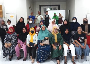 Audensi dan Sosialisasi Kegiatan Clinical Experience dan Keluarga Binaan Kesehatan di Kelurahan Aur