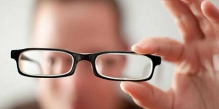 Mata Minus(Miopi): gejala, Penyebab, dan Pengobatan